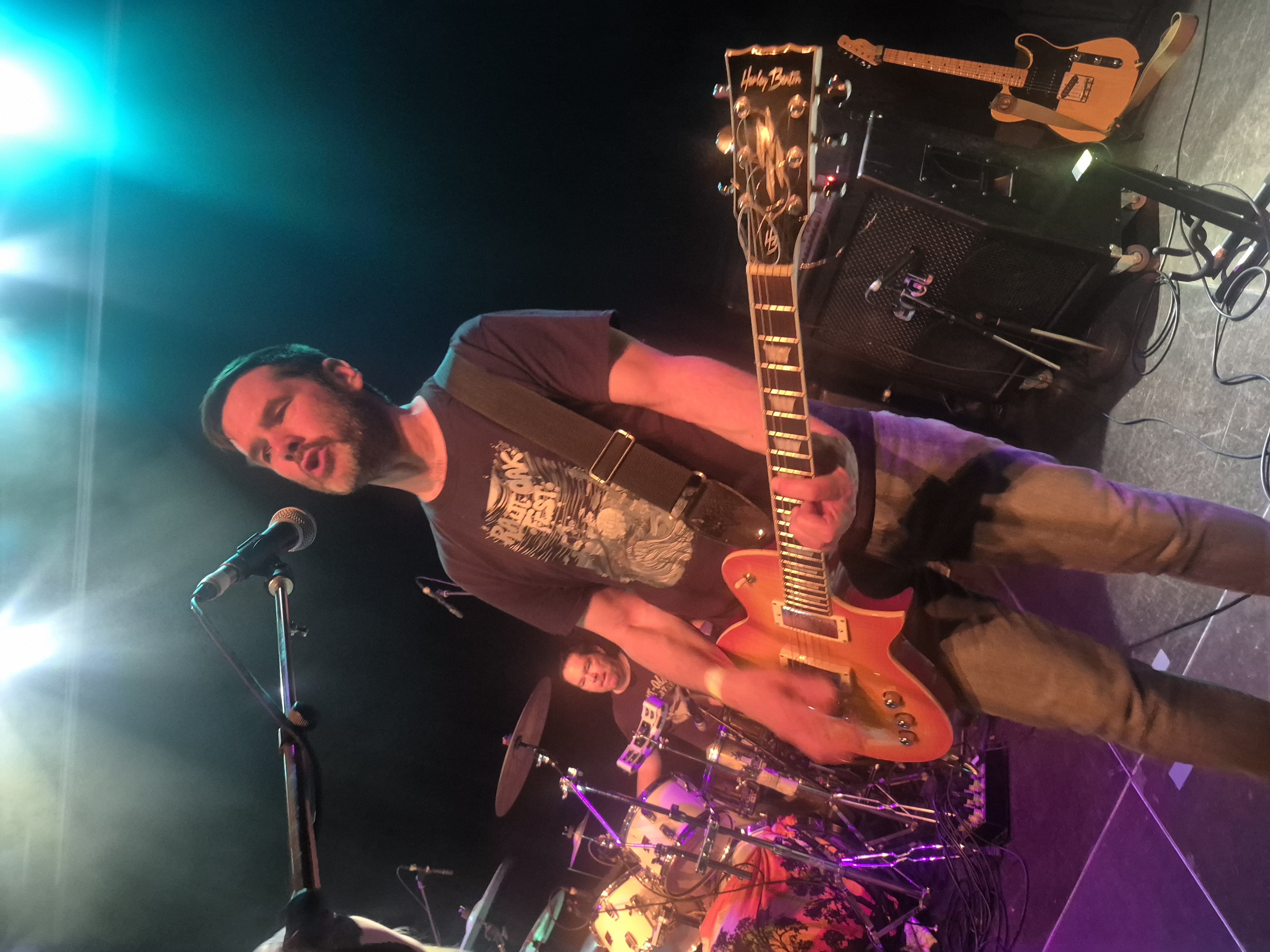 A.Noise live 5